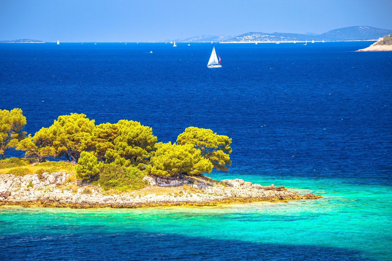 Yachting Croatia - route for beginner sailors